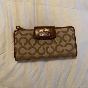 Bifold Coach wallet